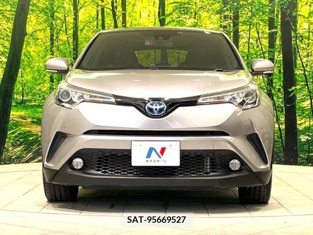 Toyota C-HR 2017-04 294975-14