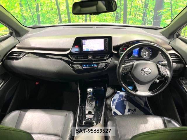 Toyota C-HR 2017-04 294975-1