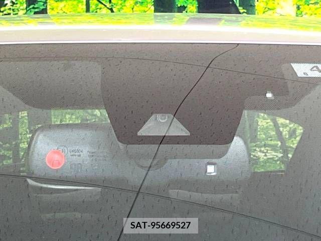 Toyota C-HR 2017-04 294975-3
