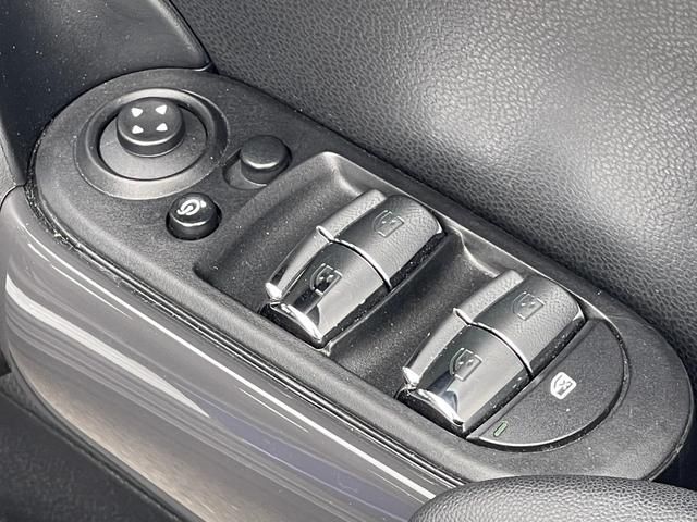 Bmw MINI 2019-03 6789-15