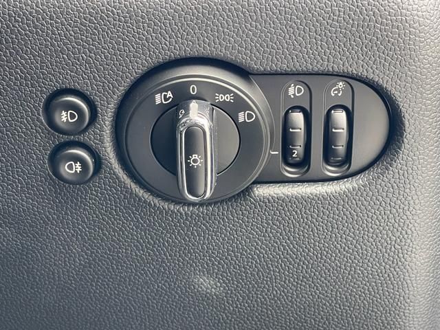Bmw MINI 2019-03 6789-22