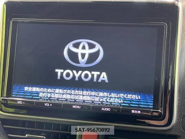 Toyota NOAH 2017-06 210439-5