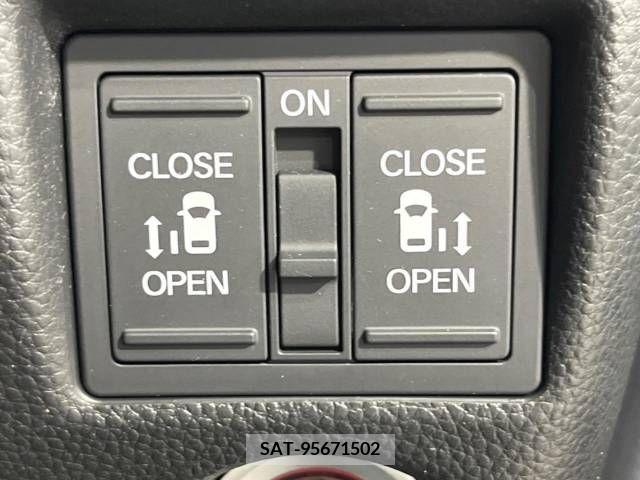 Honda N BOX CUSTOM 2020-05 384373-6