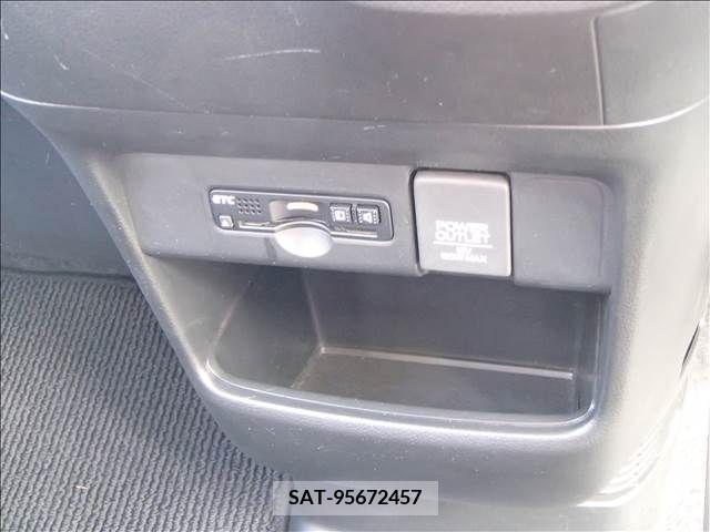 Honda N BOX CUSTOM 2017-01 210119-17