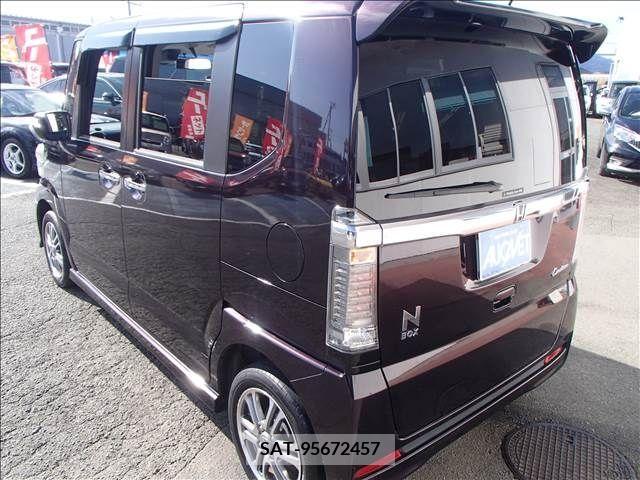 Honda N BOX CUSTOM 2017-01 210119-2