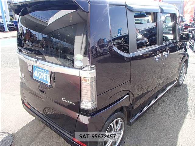 Honda N BOX CUSTOM 2017-01 210119-3