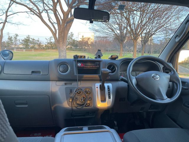 Nissan NV350 Caravan 2016-12 181420-7