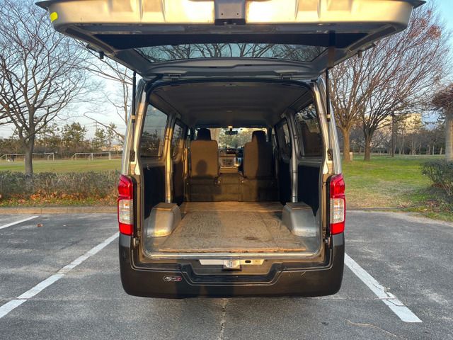 Nissan NV350 Caravan 2016-12 181420-9