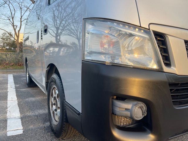 Nissan NV350 Caravan 2016-12 181420-18
