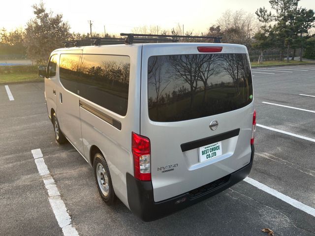 Nissan NV350 Caravan 2016-12 181420-17