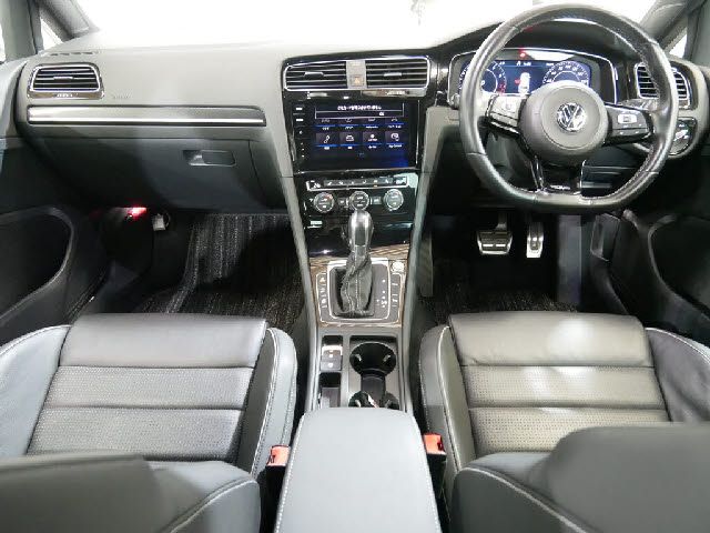 VolksWagen GOLF R 2019-12 7954-1