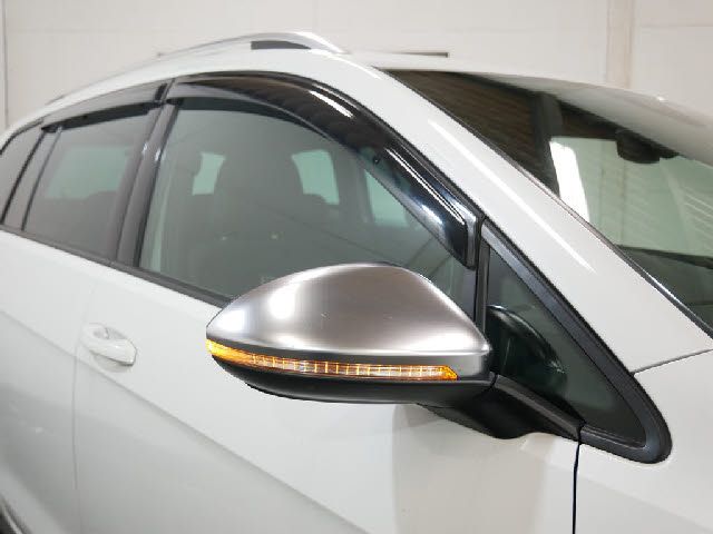 VolksWagen GOLF R 2019-12 7954-23