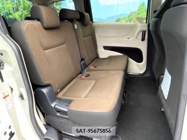 Toyota SIENTA 2015-10 231905-10