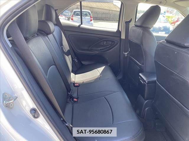 Toyota YARIS CROSS 2021-04 422047-16