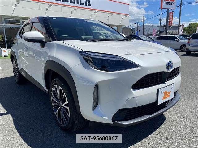 Toyota YARIS CROSS 2021-04 422047-8