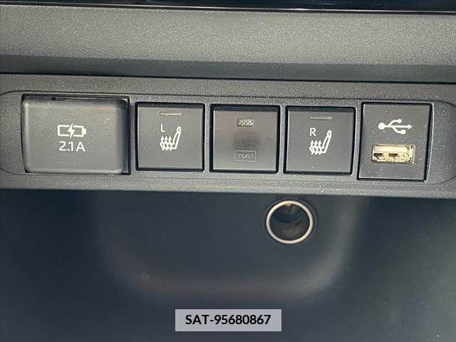 Toyota YARIS CROSS 2021-04 422047-23