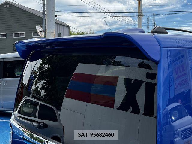Honda N BOX CUSTOM 2016-02 279034-7
