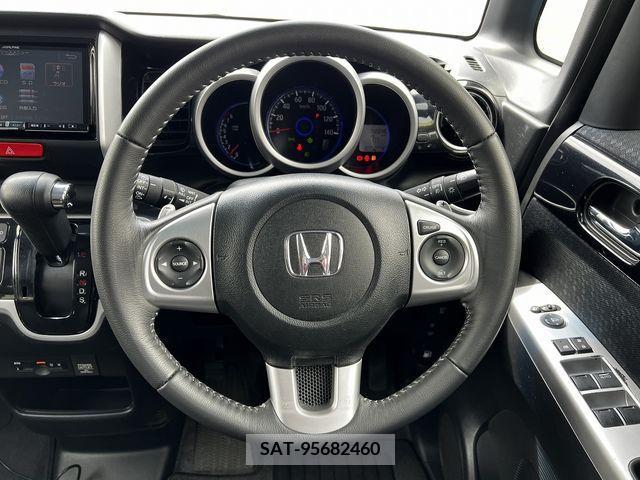 Honda N BOX CUSTOM 2016-02 279034-11