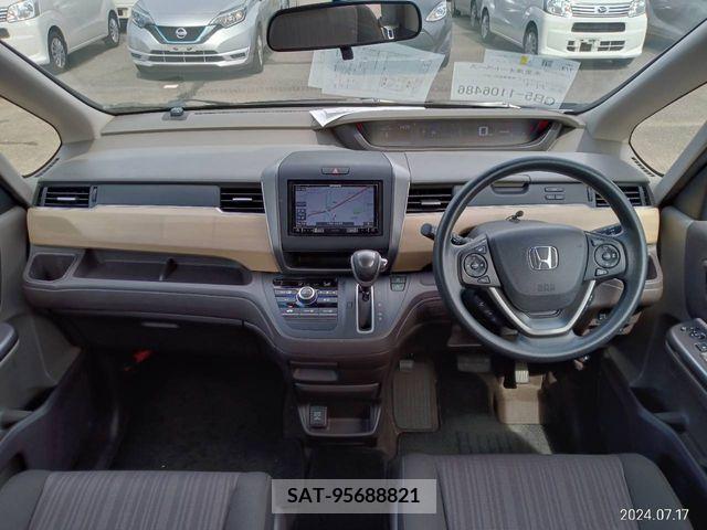 Honda FREED 2019-04 354906-3