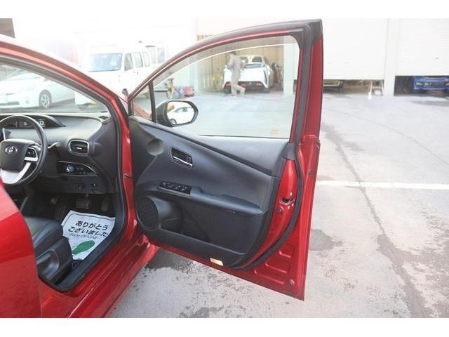 Toyota PRIUS 2017-03 189328-8