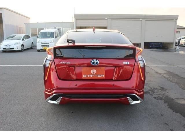 Toyota PRIUS 2017-03 189328-3