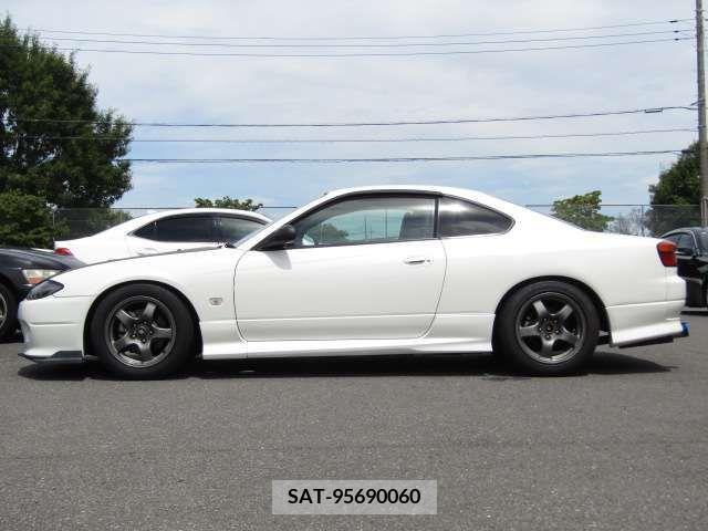 Nissan SILVIA 2001-03 354724-9