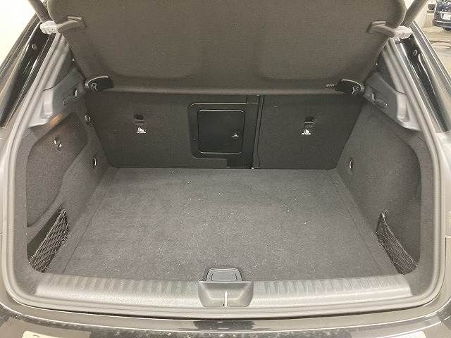 Mercedes Benz GLA-CLASS 2015-05 5671-10