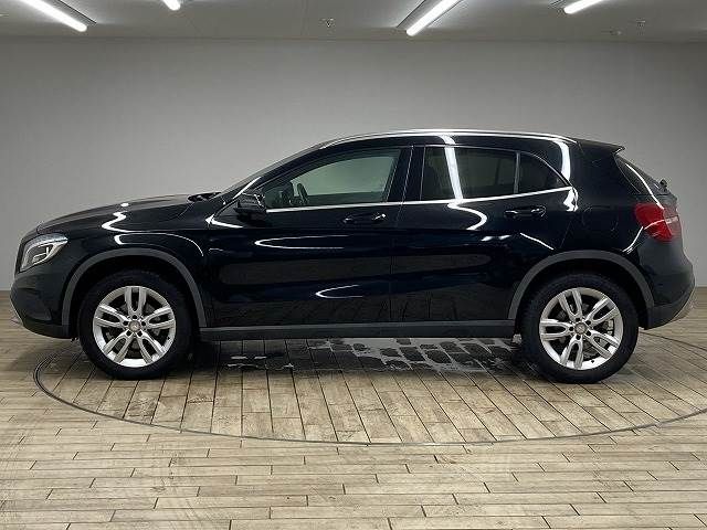 Mercedes Benz GLA-CLASS 2015-05 5671-13
