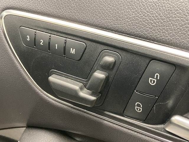 Mercedes Benz GLA-CLASS 2015-05 5671-4