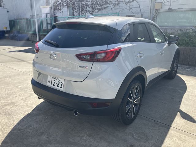 Mazda CX-3 2015-09 12447-5
