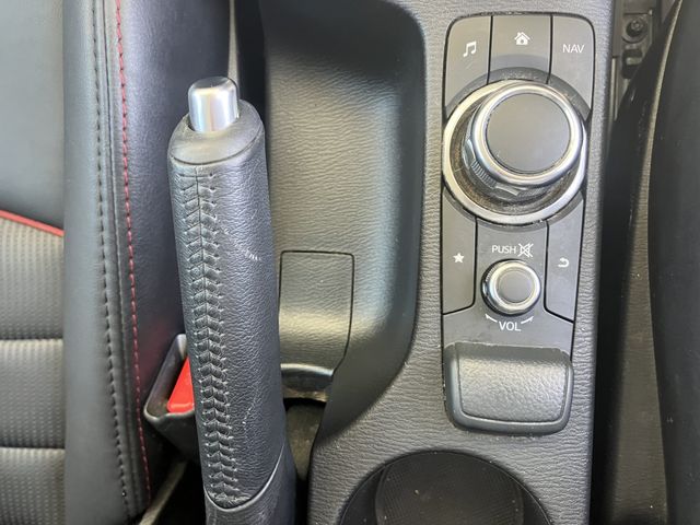 Mazda CX-3 2015-09 12447-17