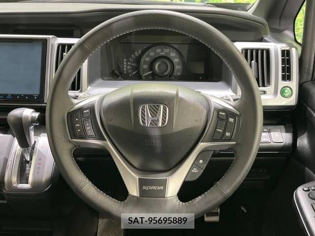 Honda e 2014-12 380158-12