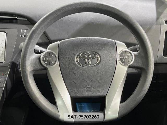Toyota PRIUS 2013-05 366485-11