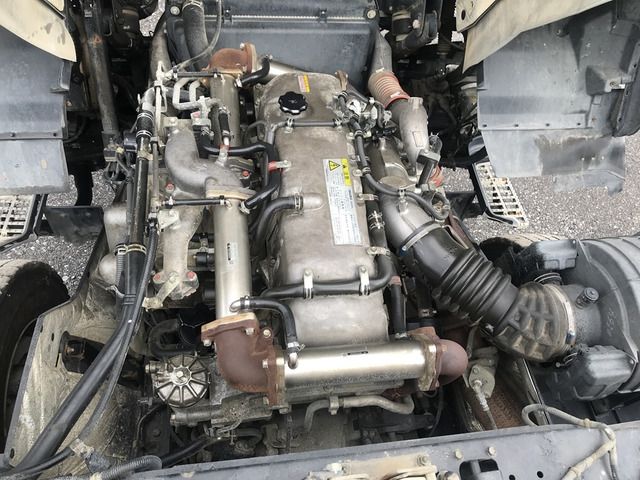 Isuzu GIGA 2013-11 15885-3