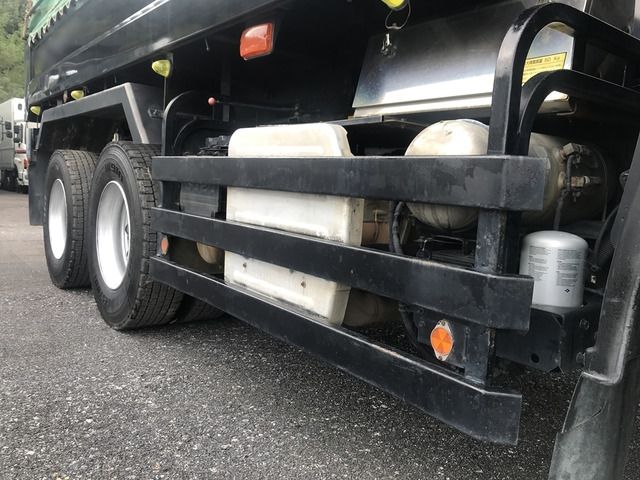 Isuzu GIGA 2013-11 15885-14