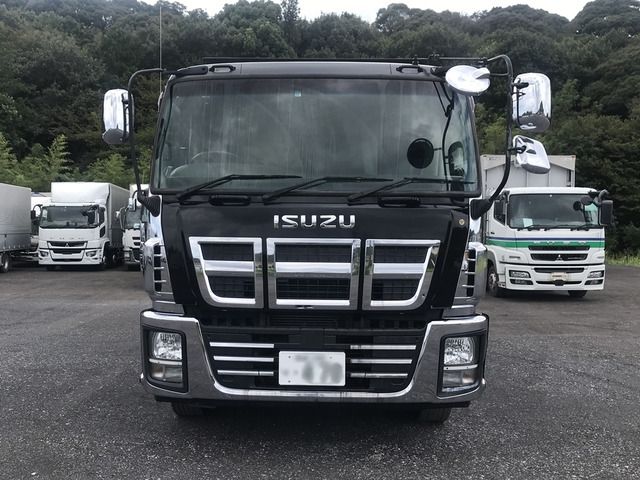 Isuzu GIGA 2013-11 15885-9