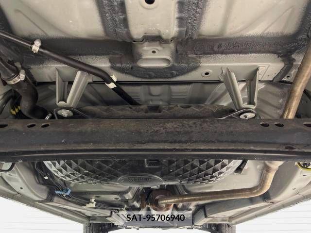Daihatsu TAFT 2021-04 310763-19