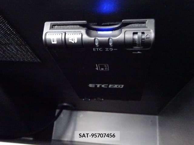 Nissan NOTE 2019-03 236918-14