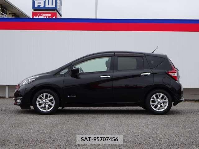 Nissan NOTE 2019-03 236918-2