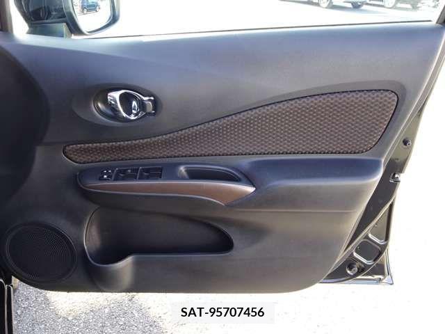 Nissan NOTE 2019-03 236918-11