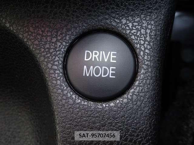 Nissan NOTE 2019-03 236918-18