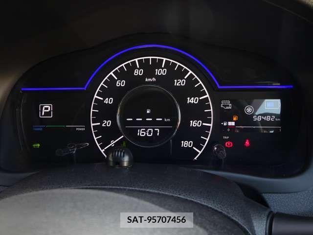 Nissan NOTE 2019-03 236918-17