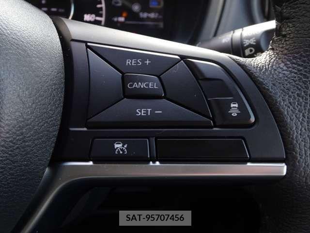 Nissan NOTE 2019-03 236918-16