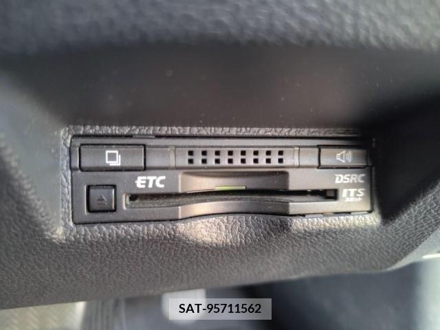 Toyota PRIUS 2015-12 322327-19
