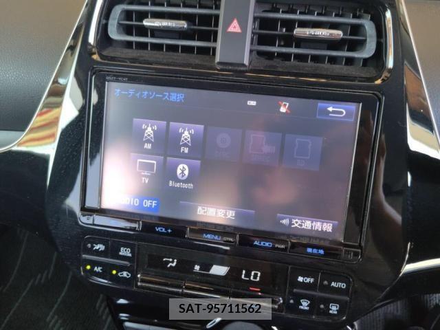 Toyota PRIUS 2015-12 322327-13