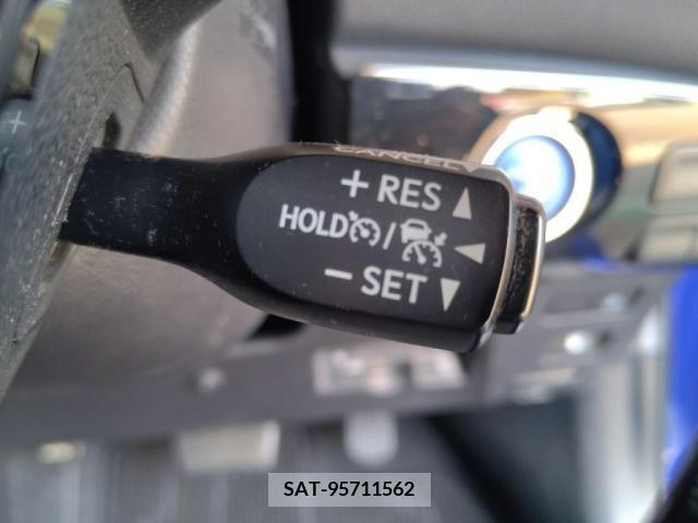 Toyota PRIUS 2015-12 322327-17