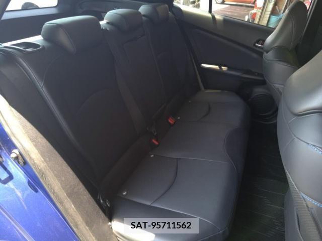 Toyota PRIUS 2015-12 322327-21