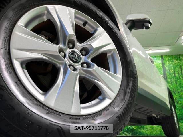 Toyota RAV4 2019-08 346216-13