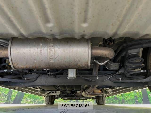 Nissan SERENA 2012-03 367717-19