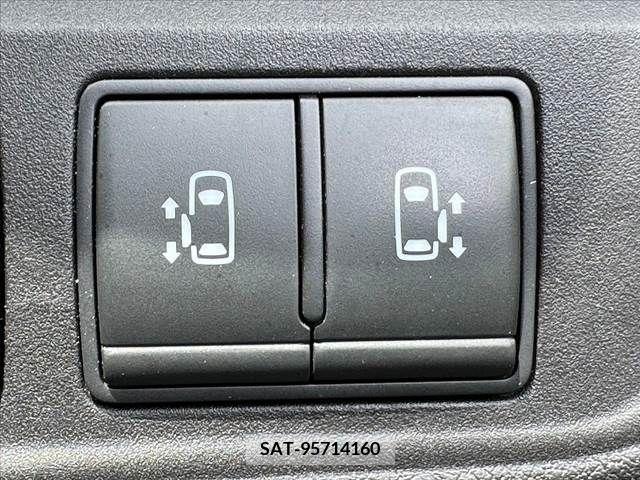 Nissan SERENA 2021-03 284212-4
